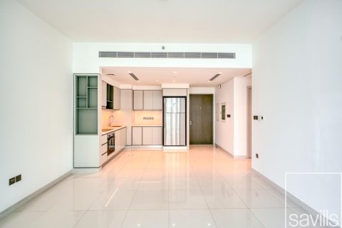 Квартира с 2 спальнями в EMAAR Beachfront, ОАЭ №194681 16