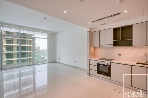 Квартира с 2 спальнями в EMAAR Beachfront, ОАЭ №194681 15