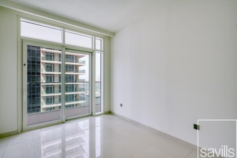 Квартира с 2 спальнями в EMAAR Beachfront, ОАЭ №194681 3