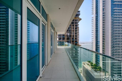 Квартира с 2 спальнями в EMAAR Beachfront, ОАЭ №194681 8