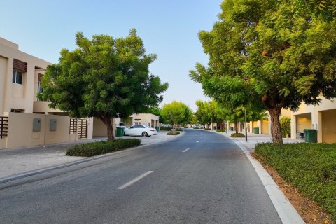 3 bedrooms Townhouse in Ras Al Khaimah, UAE No. 184191