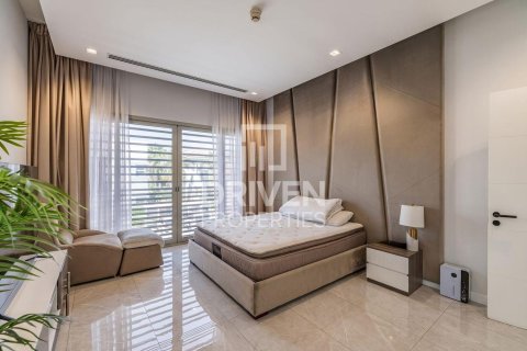 Villa de 5 dormitorios en District One, UAE No. 190350 14