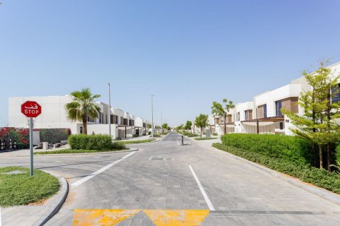 Townhouse de 2 dormitorios en  Yas Island, UAE No. 79837 25