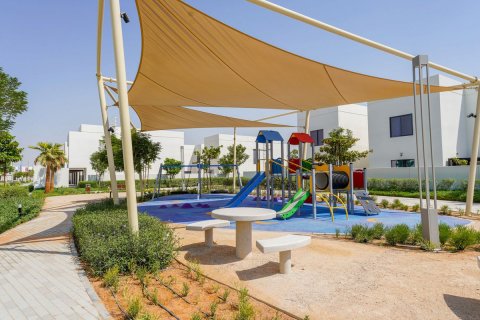Townhouse de 2 dormitorios en  Yas Island, UAE No. 79837 23