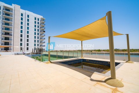Apartment de 3 dormitorios en  Yas Island, UAE No. 79838 27