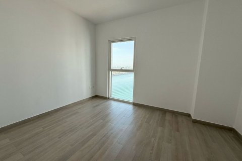 Apartment de 3 dormitorios en  Yas Island, UAE No. 79838 18