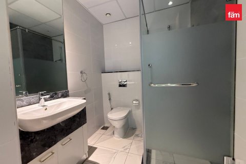 Apartment de 2 dormitorios en Business Bay, UAE No. 203265 11