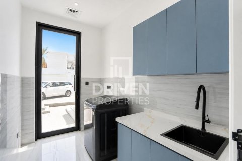 6 bedrooms Villa in Jasmine Leaf, UAE No. 200576 31