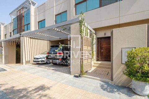 4 bedrooms Villa in Meydan, UAE No. 201884 10