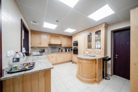 4 bedrooms Penthouse in Jumeirah Beach Residence, UAE No. 102927 9