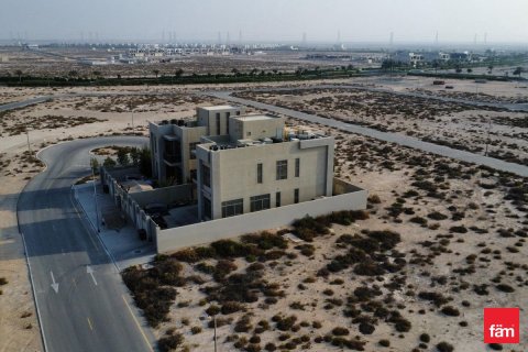 Land de 1075.9m²  No. 125117 4