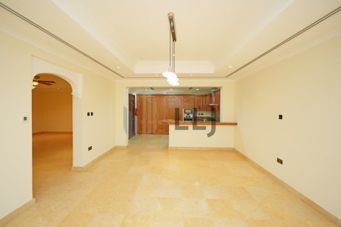 4 bedrooms Townhouse  No. 131500 13