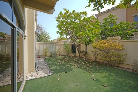 4 bedrooms Townhouse  No. 131500 19