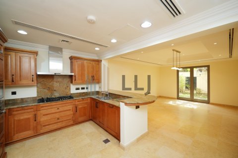 4 bedrooms Townhouse  No. 131500 20