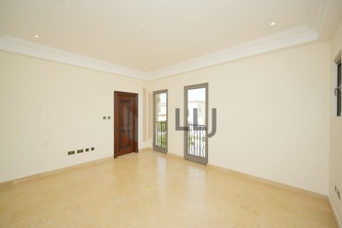 4 bedrooms Townhouse  No. 131500 12