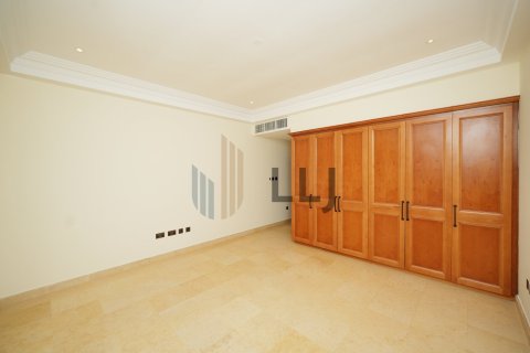 4 bedrooms Townhouse  No. 131500 24