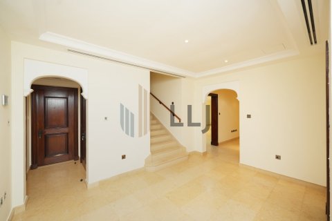 4 bedrooms Townhouse  No. 131500 8