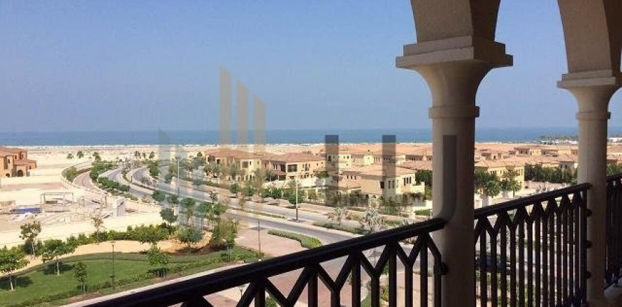 3 bedrooms Apartment  No. 131501