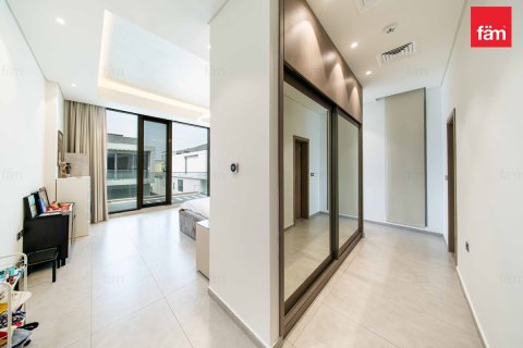 Villa de 5 dormitorios en Al Furjan, UAE No. 205600 11