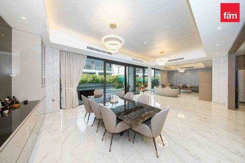 Villa de 5 dormitorios en Al Furjan, UAE No. 205600 6
