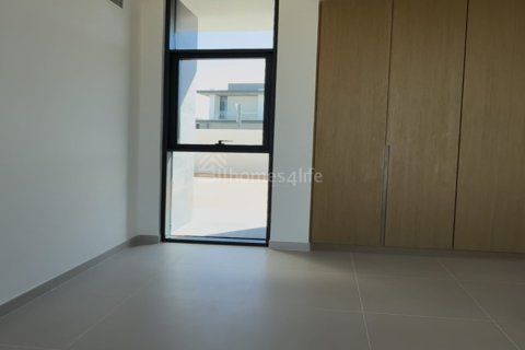 Villa de 5 dormitorios en The Valley, UAE No. 168278 17