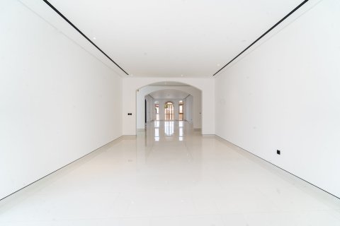 Вилла с 6 спальнями в Дубай, ОАЭ №146759 14