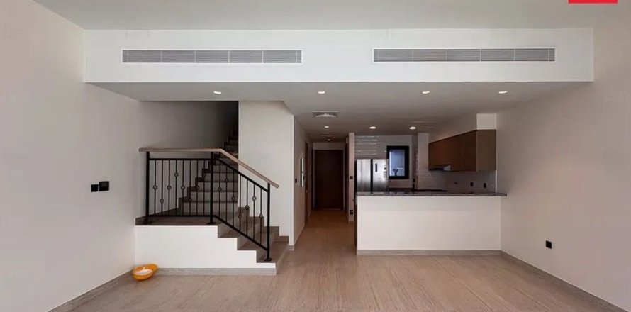 Таунхаус с 4 спальнями в Дубай, ОАЭ №146073