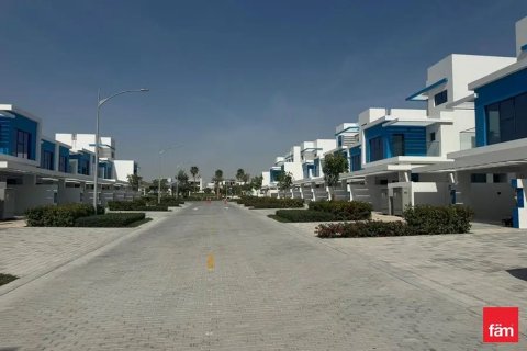 Таунхаус с 4 спальнями в Дубай, ОАЭ №146073 3