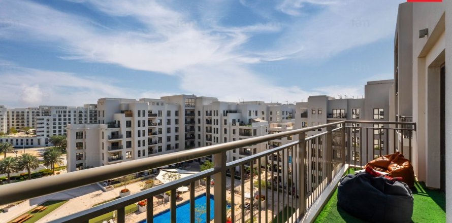 Квартира с 3 спальнями в Town Square, ОАЭ №146070