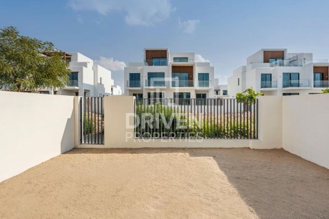 3 bedrooms Townhouse in The Valley, UAE No. 139086 13