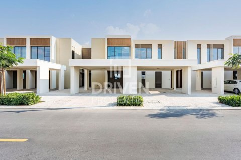 3 bedrooms Townhouse in The Valley, UAE No. 139086