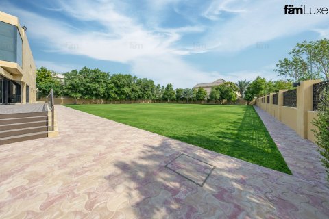 Villa de 5 chambres à Al Barsha, UAE No. 208155