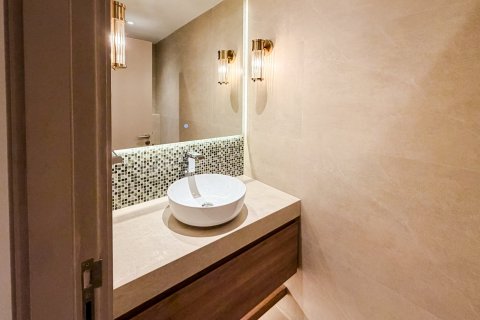 2 bedrooms Apartment in Palm Jumeirah, UAE No. 199852 6