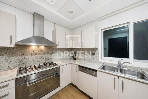 Квартира с 2 спальнями в Даунтаун Дубай (Даунтаун Бурдж Дубай), ОАЭ №209711 13