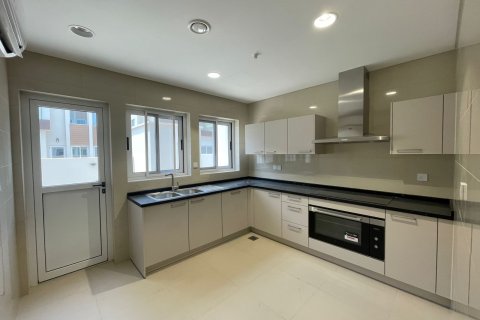 Villa in Muscat, Oman No. 98801 12