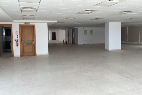 Office de à Muscat, Oman No. 98802 4