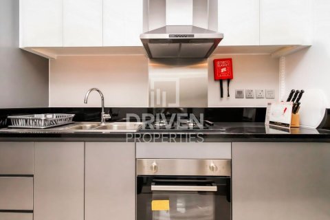 Квартира студия в Damac Maison Prive, ОАЭ №207132 9