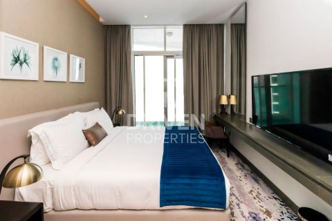 Квартира студия в Damac Maison Prive, ОАЭ №207132 6