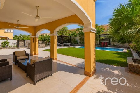 5 bedrooms Villa in Legacy, UAE No. 199055 21