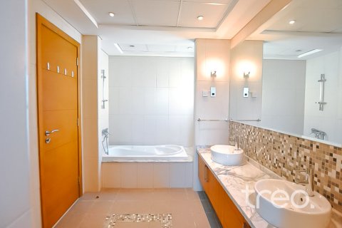 5 bedrooms Villa in Legacy, UAE No. 199055 14