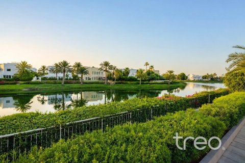 5 bedrooms Villa in Meadows, UAE No. 199052 4