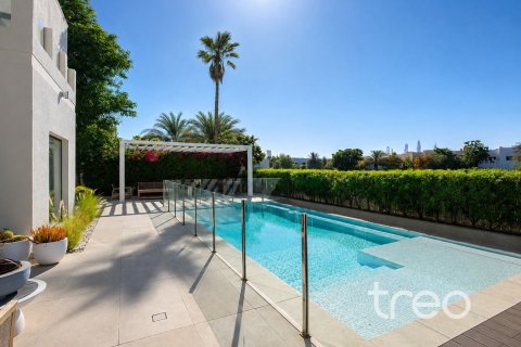 5 bedrooms Villa in Meadows, UAE No. 199052 3