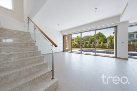 5 bedrooms Villa in Dubai Hills Estate, UAE No. 199053 3