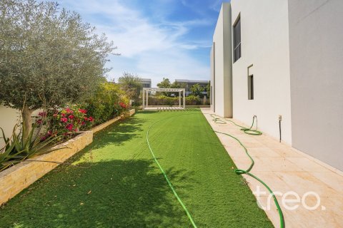 5 bedrooms Villa in Dubai Hills Estate, UAE No. 199053 12