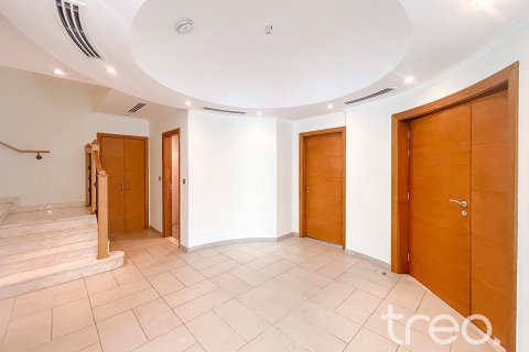 5 bedrooms Villa in Legacy, UAE No. 199050 13