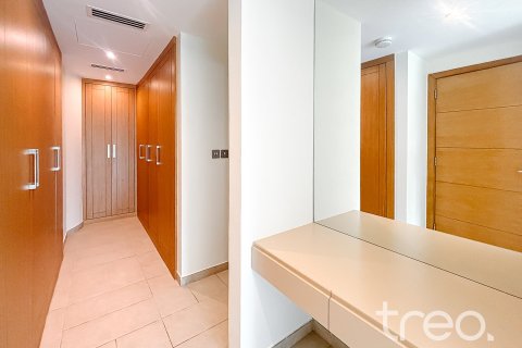 5 bedrooms Villa in Legacy, UAE No. 199050 16