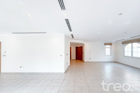 5 bedrooms Villa in Legacy, UAE No. 199050 4