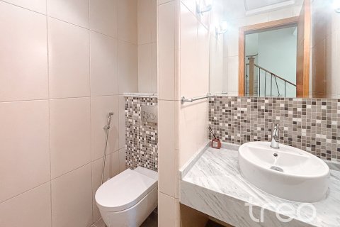 5 bedrooms Villa in Legacy, UAE No. 199050 20