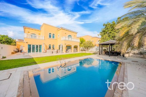 5 bedrooms Villa in Legacy, UAE No. 199050
