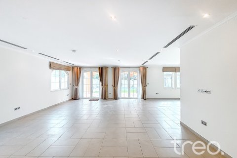 5 bedrooms Villa in Legacy, UAE No. 199050 7